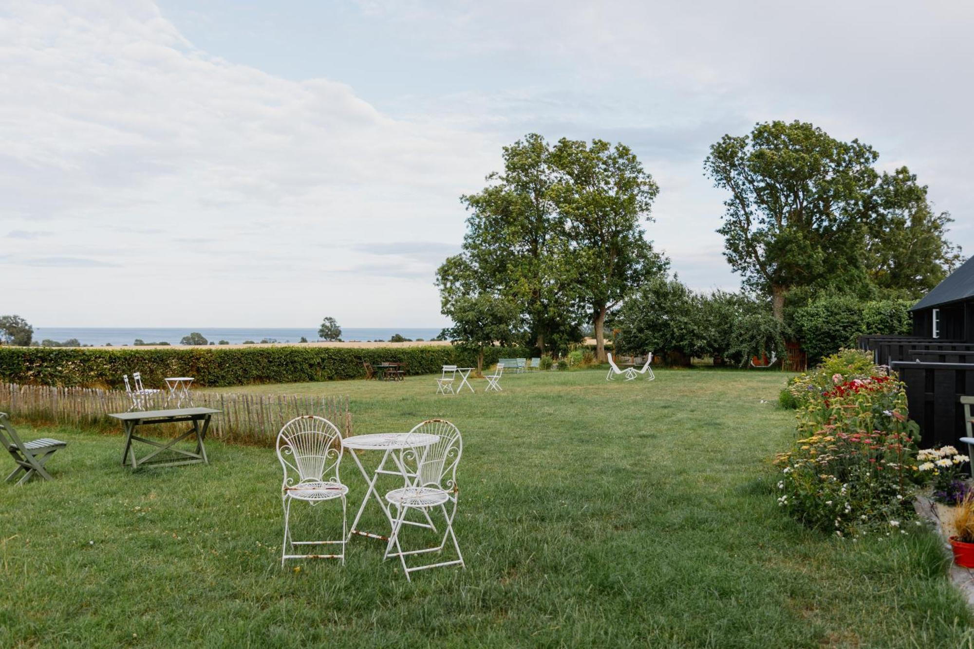 Bed and Breakfast Skoellengarden Симрисхамн Экстерьер фото